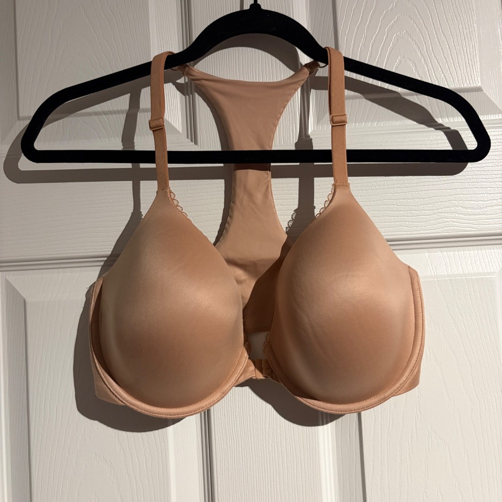 Victoria's Secret Body by Victoria Racerback Bra Nude Front Close 34DD